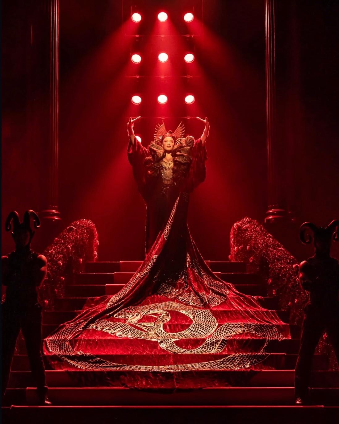 A ReAct tutor in a dramatic red-lit staircase scene
