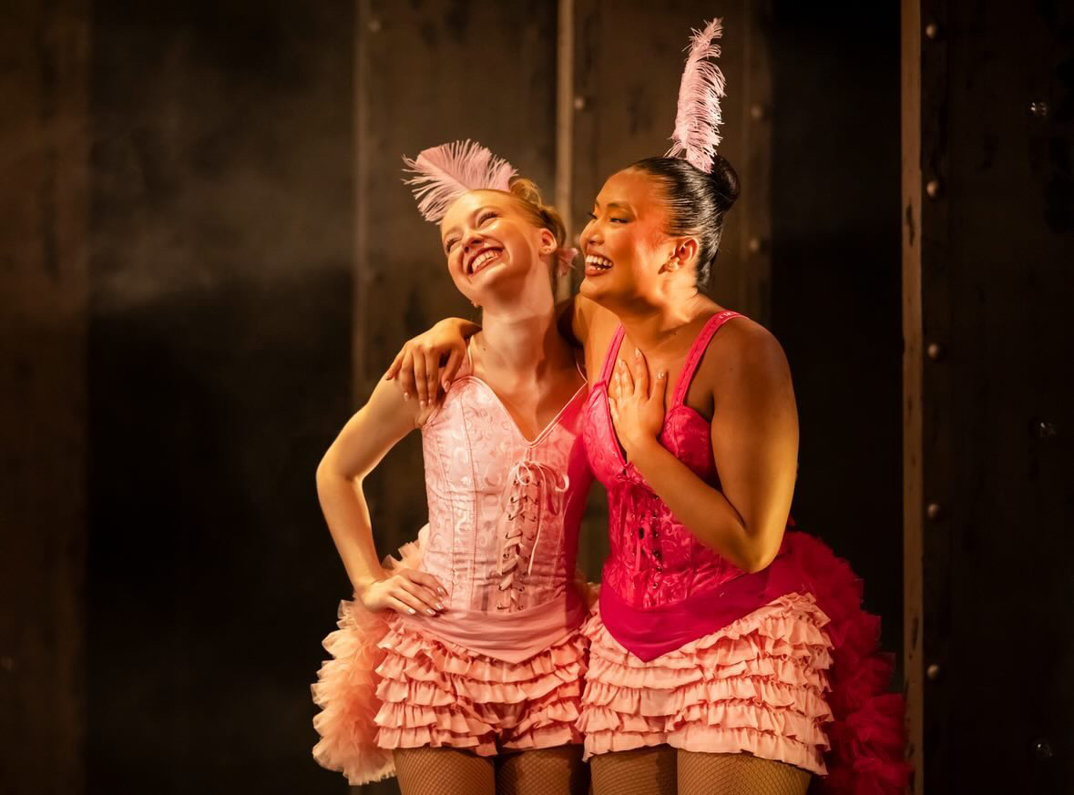 Two ReAct tutors in costume for Cabaret